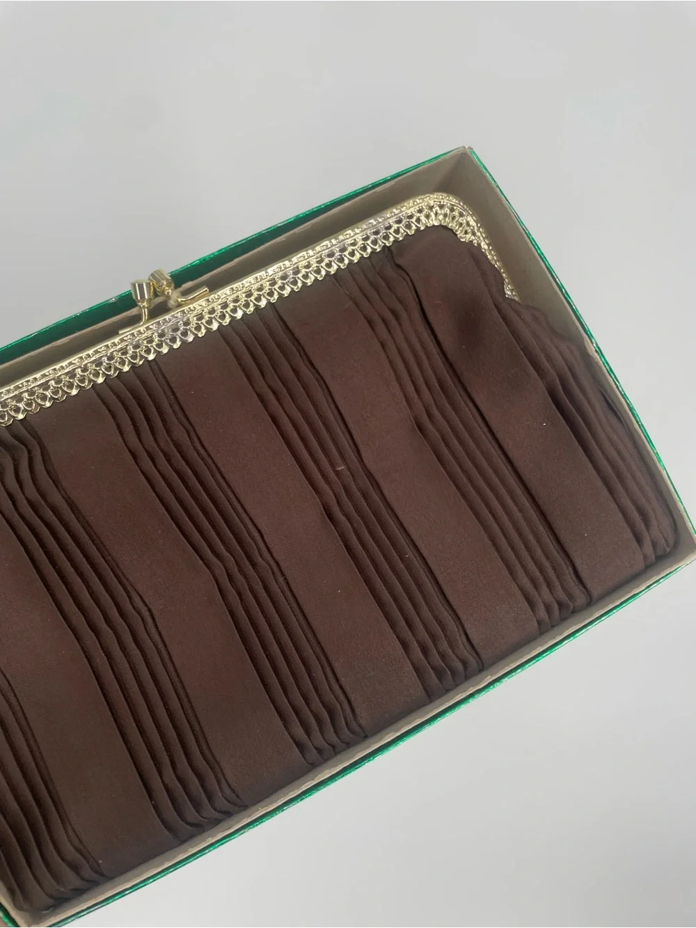 Vintage La Regale Double Chain Handle Brown Pintucked Evening Bag W Coin Purse